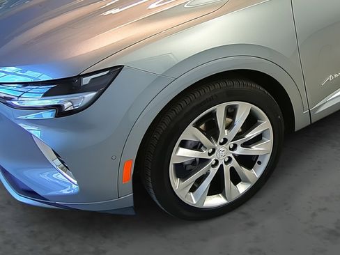 Used 2023 Buick Envision Avenir image 7