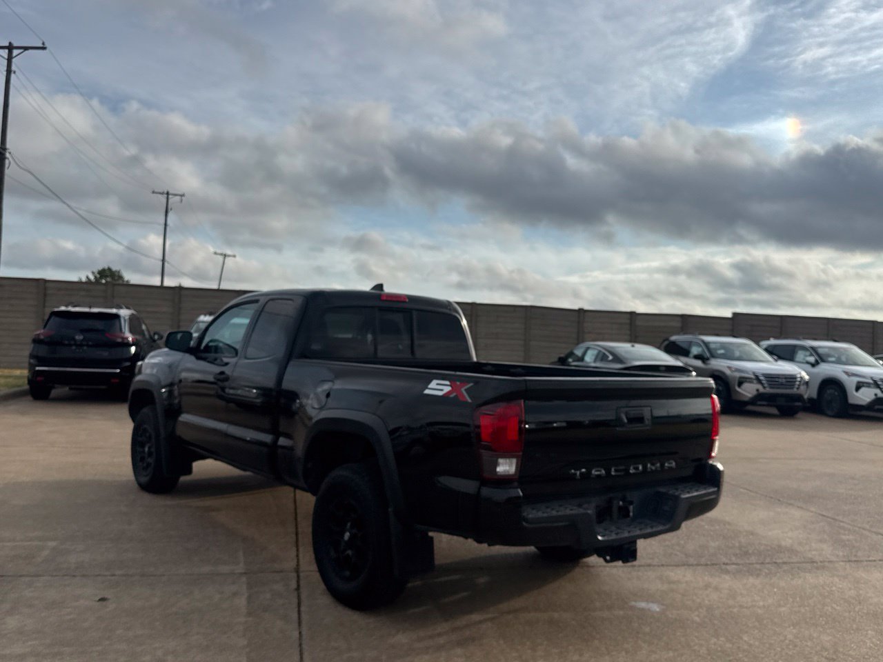 Used 2021 Toyota Tacoma SR w/ SX Package AWD/4WD image 19