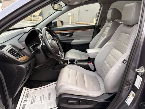 Used 2018 Honda CR-V Touring image 17