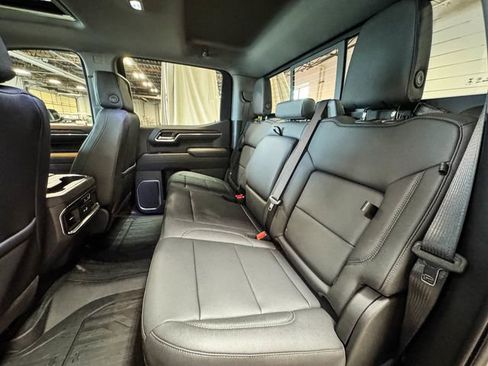 New 2026 GMC Sierra 1500 SLT w/ SLT Premium Plus Package image 18