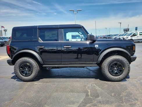 New 2026 Ford Bronco Big Bend w/ Black Diamond Package AWD/4WD image 2