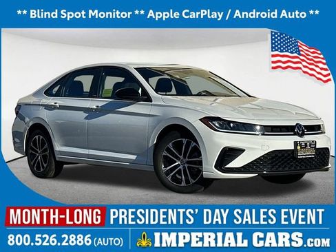 Used 2025 Volkswagen Jetta Sport image 1