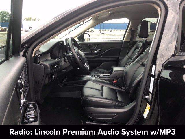Certified 2023 Lincoln Corsair AWD image 18