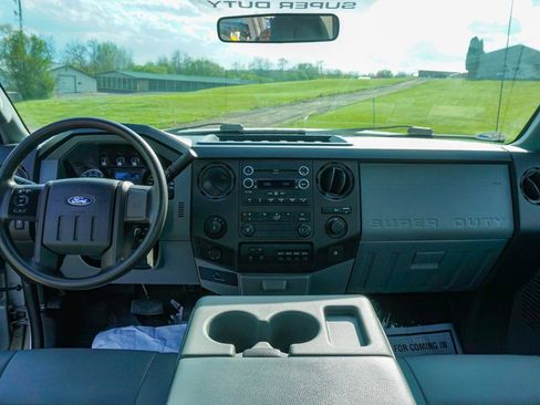 Used 2012 Ford F250 XL w/ PWR Equipment Group AWD/4WD image 11