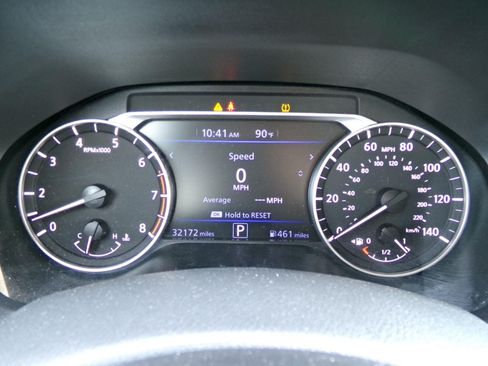 Used 2025 Nissan Altima 2.5 SV FWD image 7