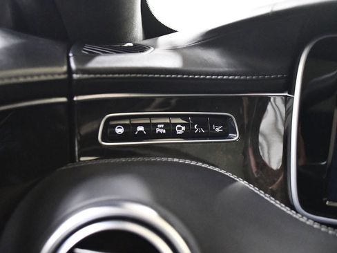 Used 2015 Mercedes-Benz S 63 AMG 4MATIC Coupe image 24