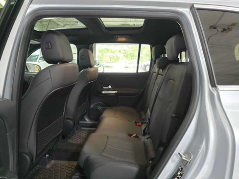 Certified 2026 Mercedes-Benz GLB 250 4MATIC image 16