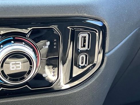 New 2026 GMC Sierra 1500 Elevation image 29