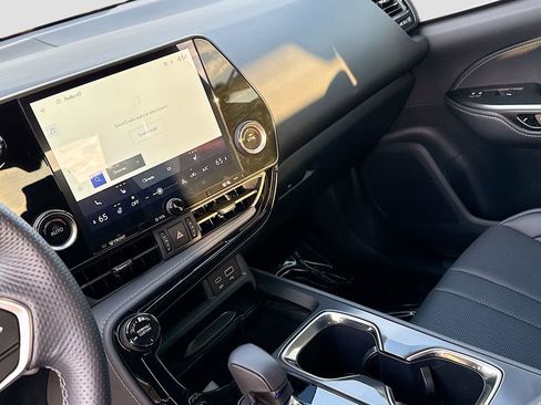 Used 2025 Lexus NX 350 F Sport image 28