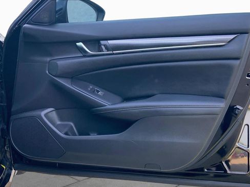 Used 2019 Honda Accord Sport image 20