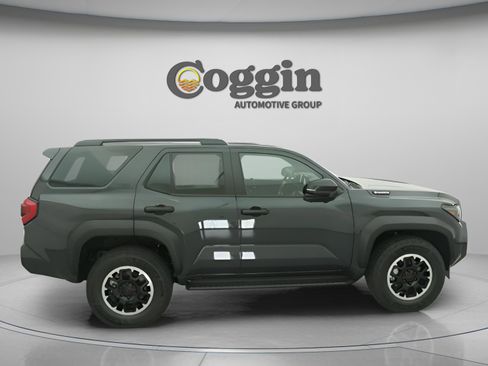 New 2026 Toyota 4Runner TRD Off-Road Premium AWD/4WD image 21