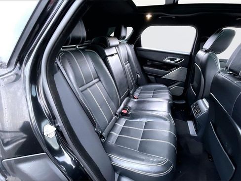 Used 2021 Land Rover Range Rover Velar R-Dynamic S image 27