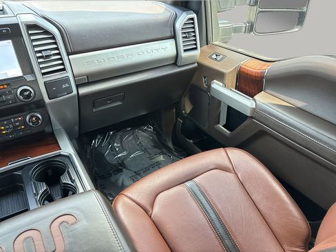 Used 2021 Ford F450 King Ranch w/ King Ranch Ultimate Package image 14