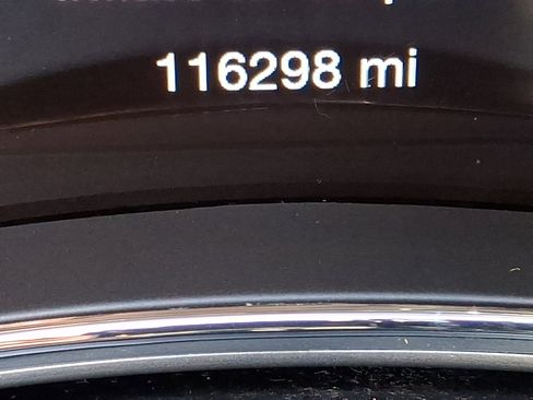 Used 2019 Jeep Grand Cherokee Overland AWD/4WD image 21