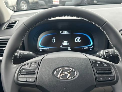 New 2026 Hyundai Venue SEL FWD image 19