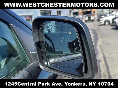 Used 2025 Dodge Durango GT RWD image 12