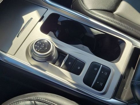 Certified 2022 Ford Explorer XLT w/ Equipment Group 202A image 12