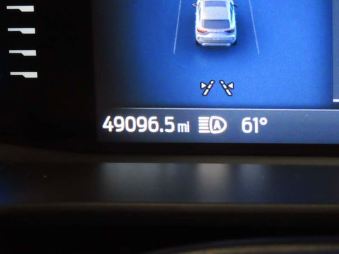 Used 2024 Ford Escape ST-Line image 11