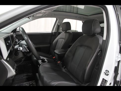 Certified 2024 Hyundai Ioniq 5 Limited AWD/4WD image 5