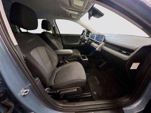 Used 2024 Hyundai Ioniq 5 SEL image 32