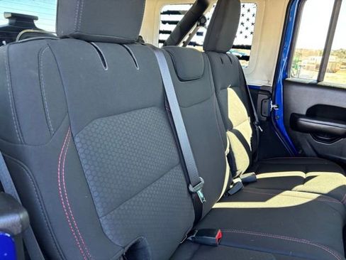 Certified 2019 Jeep Wrangler Unlimited Rubicon image 23