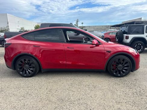 Used 2022 Tesla Model Y Performance AWD/4WD image 4