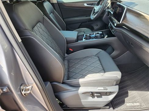 New 2025 Volkswagen Atlas SEL Premium R-Line image 13