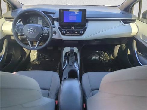 Used 2025 Toyota Corolla SE FWD image 21