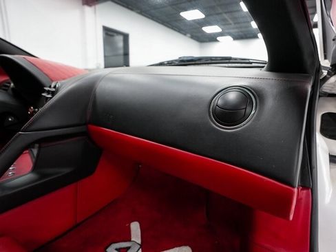 Used 2006 Lamborghini Murcielago Coupe image 18