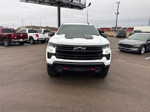 Used 2024 Chevrolet Silverado 1500 LT Trail Boss w/ LT Trail Boss Premium Package image 15