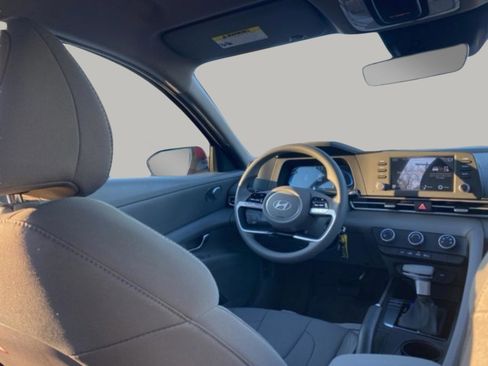 New 2026 Hyundai Elantra SE image 14