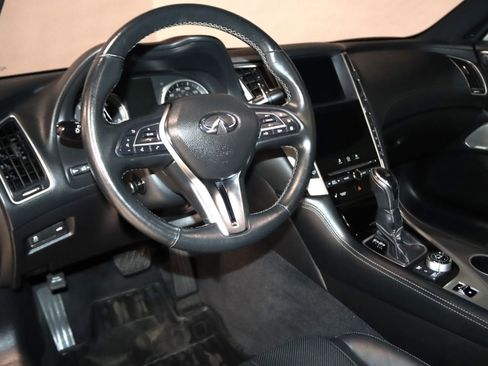 Used 2021 INFINITI Q60 3.0t Luxe w/ Essential Package RWD image 37