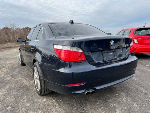 Used 2010 BMW 528i xDrive Sedan image 8
