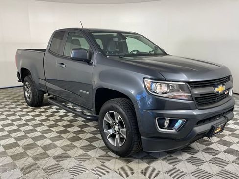 Used 2015 Chevrolet Colorado Z71 AWD/4WD image 17