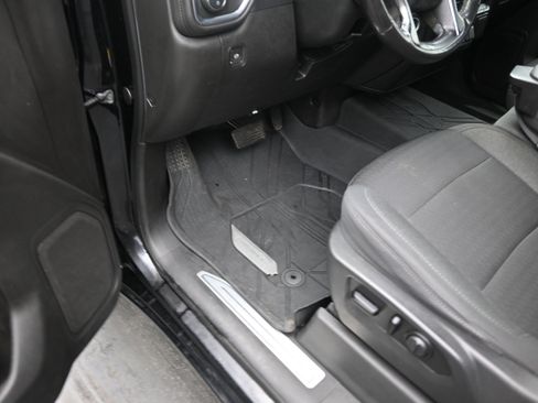 Used 2020 Chevrolet Silverado 1500 LT w/ Texas Edition image 17