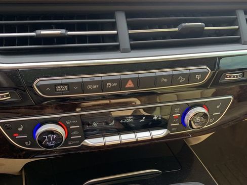 Used 2017 Audi Q7 3.0T Premium Plus image 39