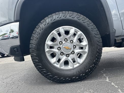 Used 2024 Chevrolet Silverado 2500 LT w/ All Star Edition AWD/4WD image 11
