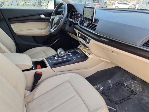 Used 2020 Audi Q5 2.0T Premium Plus w/ Premium Plus Package image 27