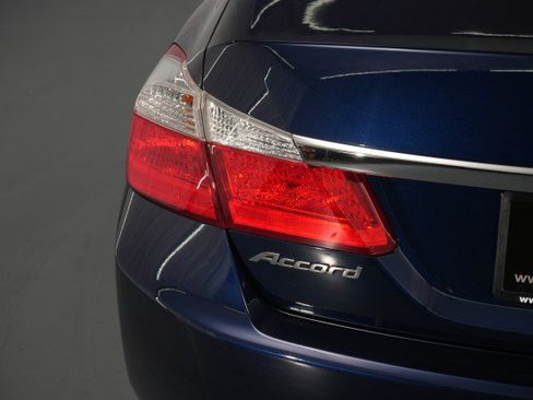 Used 2015 Honda Accord LX image 15