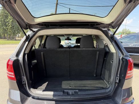 Used 2018 Dodge Journey SE w/ Connectivity Group FWD image 13