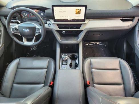 Used 2026 Ford Explorer Active w/ Active Comfort Package RWD image 26