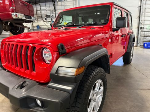 Used 2021 Jeep Wrangler Unlimited Sport AWD/4WD image 51