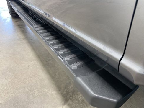 Used 2022 Ford F150 XLT w/ Equipment Group 302A High image 16