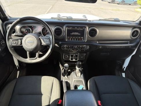 Used 2022 Jeep Wrangler Unlimited Sport AWD/4WD image 11
