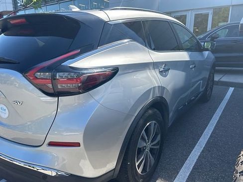 Used 2020 Nissan Murano SV image 3