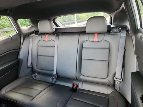 Used 2024 Chevrolet Trax RS w/ Sunroof Package FWD image 28