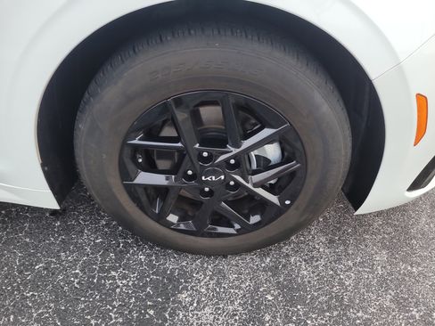 Used 2025 Kia K5 LXS image 9