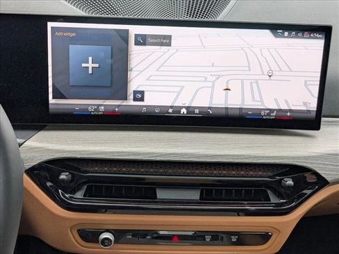 Used 2025 BMW 330i 330i w/ Convenience Package image 11