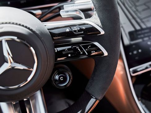 Used 2024 Mercedes-Benz S 63 AMG S image 61