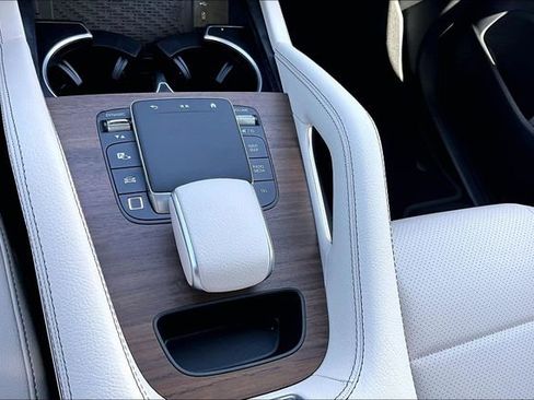 New 2026 Mercedes-Benz GLE 450 4MATIC image 19